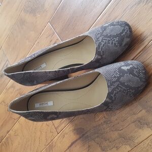 Geox Respira Suede Style Snakeskin Work Wear Block Heel Pump Size 40